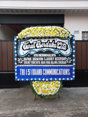 Papan Bunga Duka di Abeli Dalam